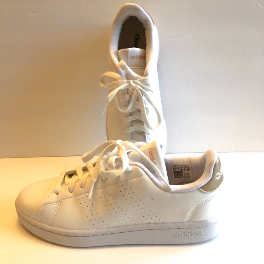 Adidas Sneakers
